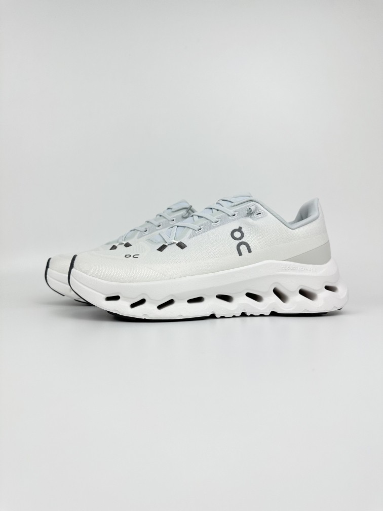 On Running Shoes-3
